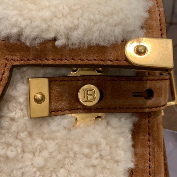 Balamain B-Buzz 23 Shearling Panel Tote Bag - Picture 12 of 16